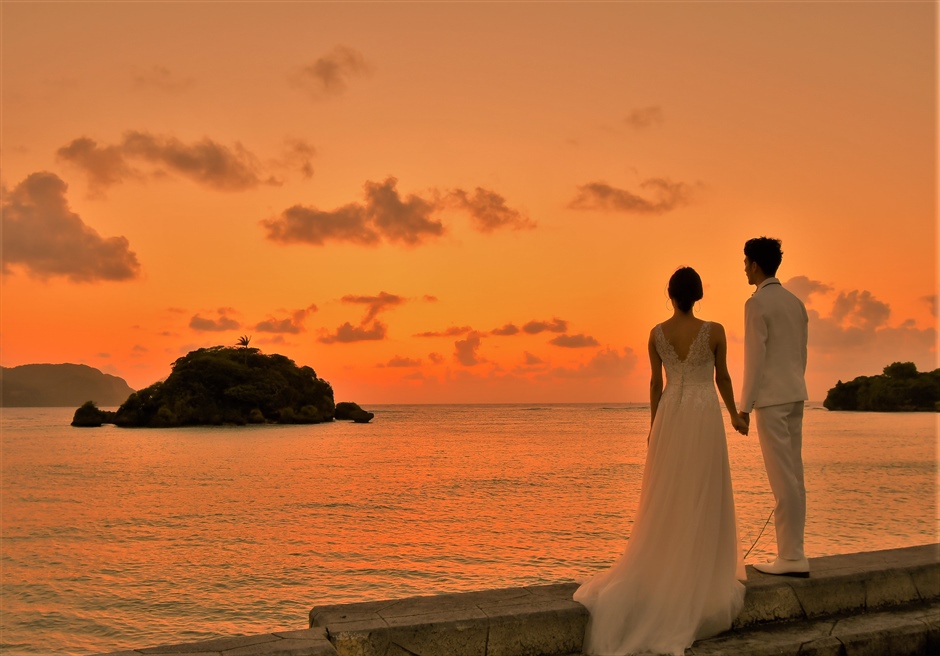西表島・沖縄　サンセット・フォトウェディング・挙式前撮影・結婚写真　ビーチ