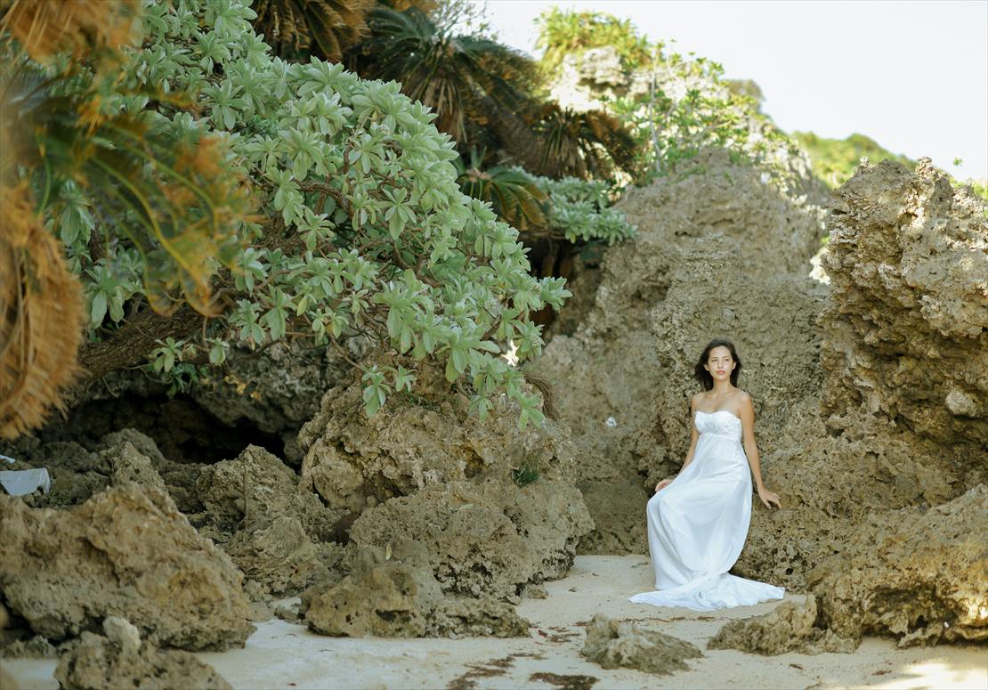 小浜島フォトウェディング・挙式前撮影・結婚写真　コーラルビーチ