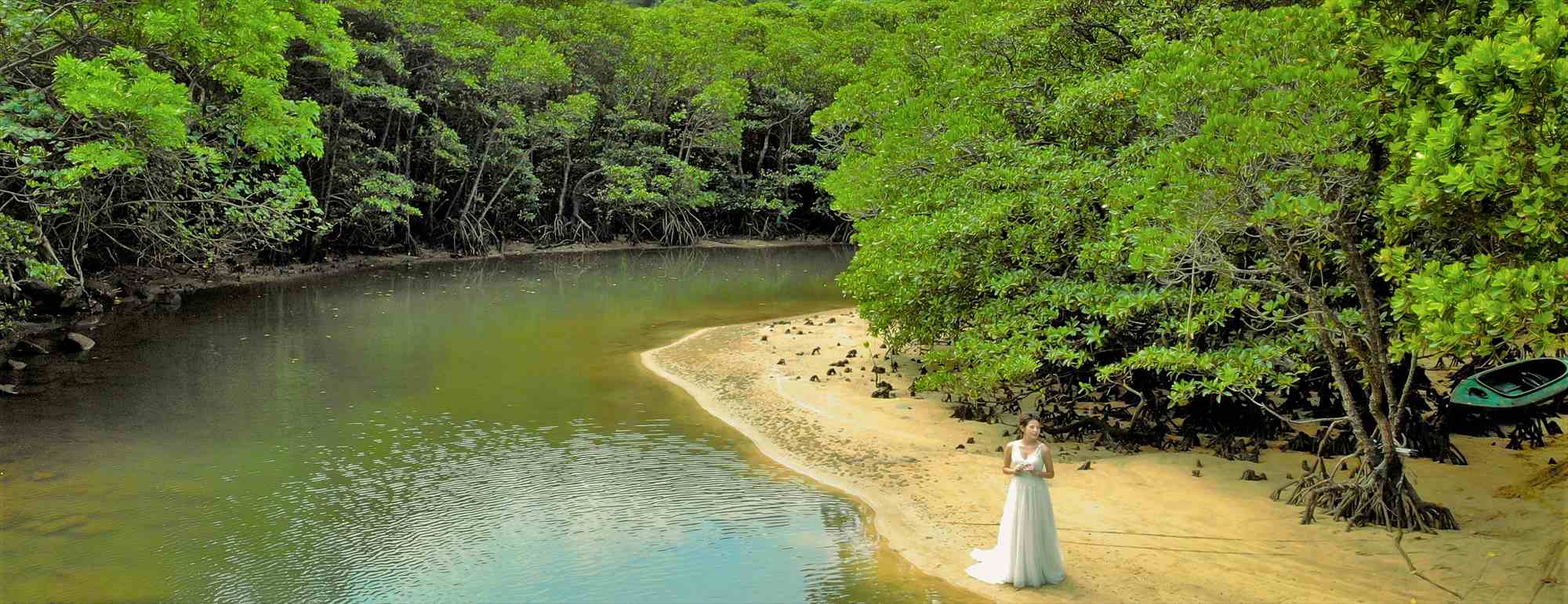 沖縄・西表島フォトウェディング　挙式前撮影・結婚写真　クーラ川