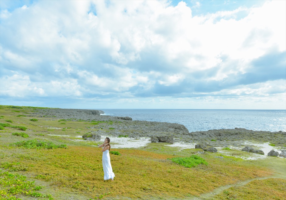波照間島・沖縄　フォトウェディング・スポット　日本最南端の碑