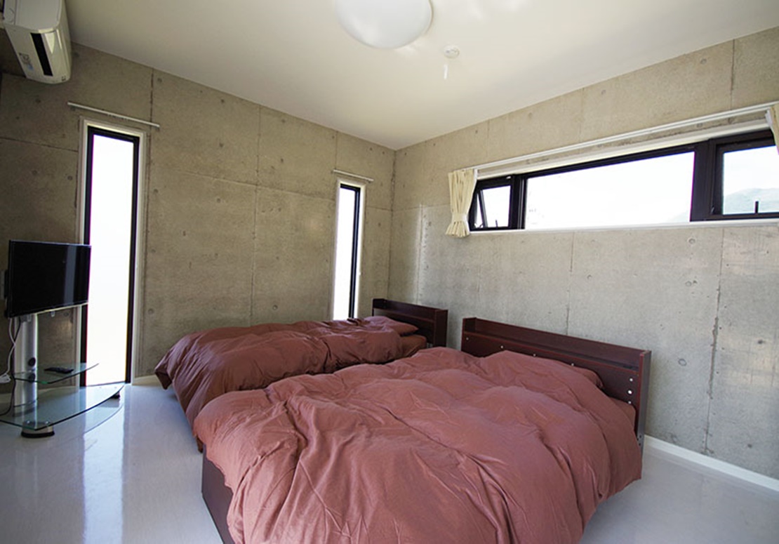 リゾート・イン・ヤマバレ ベッドルーム（部屋によってベッドサイズや配置が異なります）