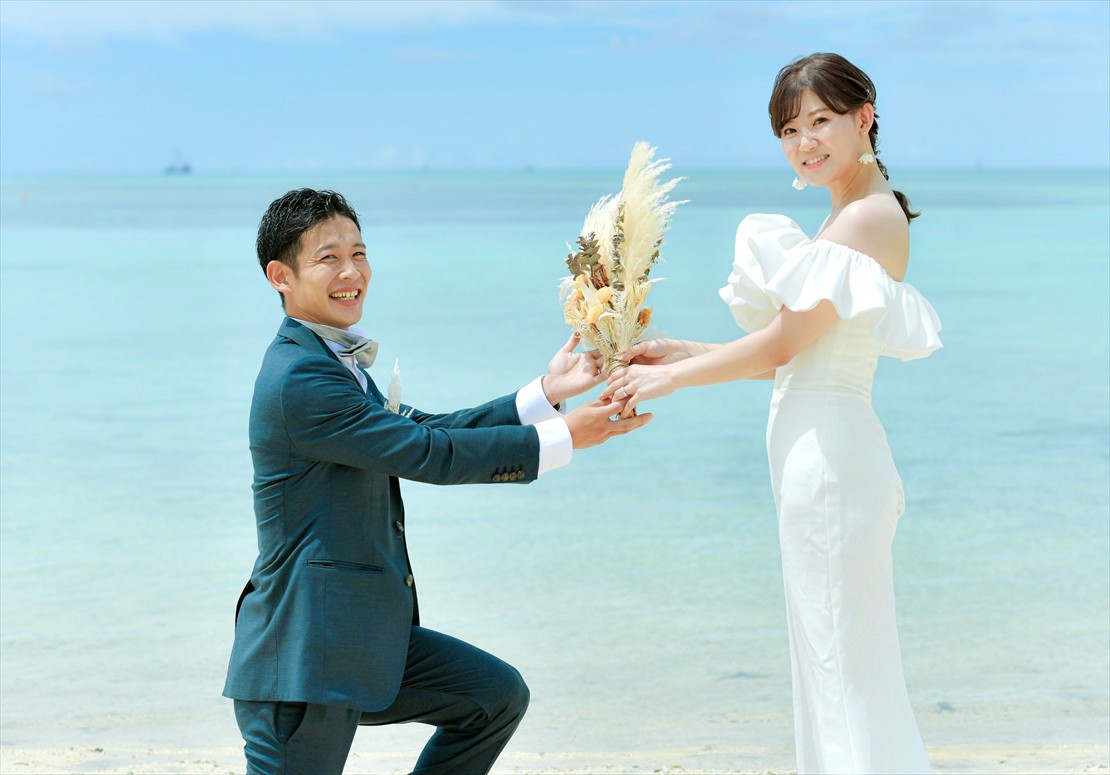 竹富島フォトウェディング　竹富島コンドイビーチ